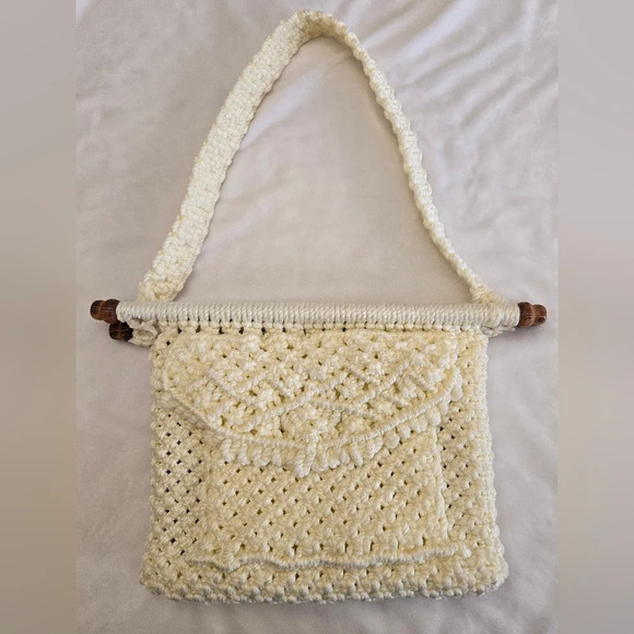 handmade crochet bag - Picture 1 of 7